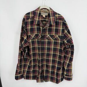 Duluth Men's Oysterous Standard Fit Flannel Shirt L untucked